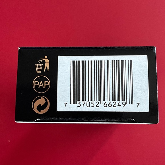 Gucci Guilty Eau de Toilette For Women and Guilty for Men. Travel Sprays - Picture 8 of 8